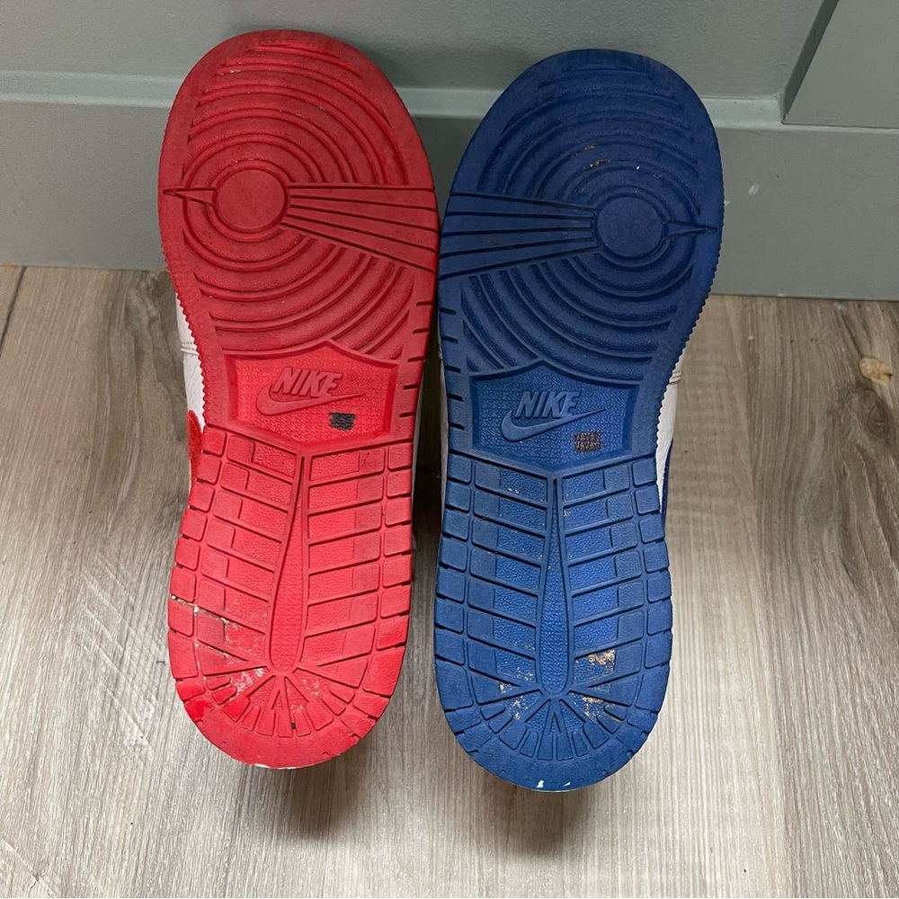 Nike Jordan 1 mid 85’ red white and‎ blue shoes kids size 6Y - Picture 4 of 5